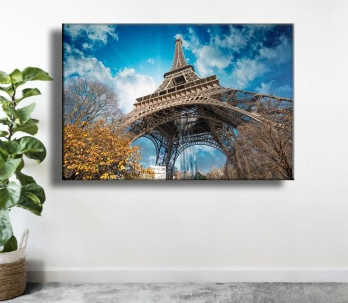 קנבס מגדל אייפל