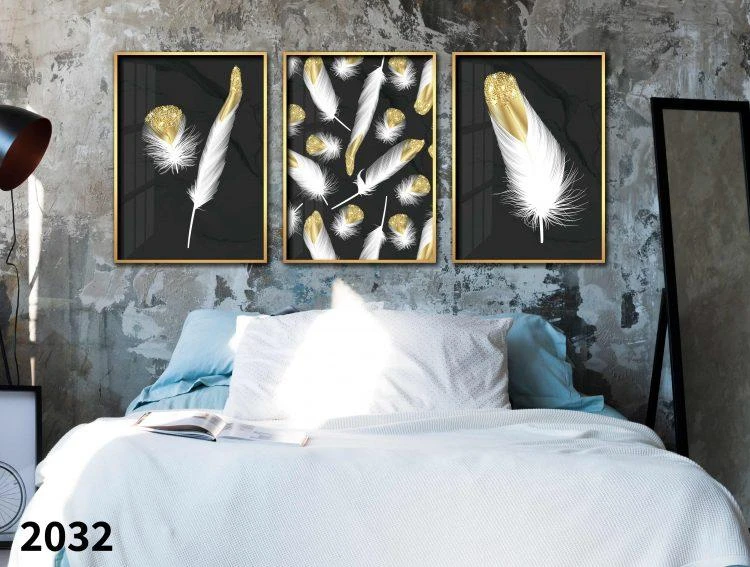 נוצות מוזהבות - סט 3 תמונות של נוצות מוכנות לתלייה על הקיר 2032