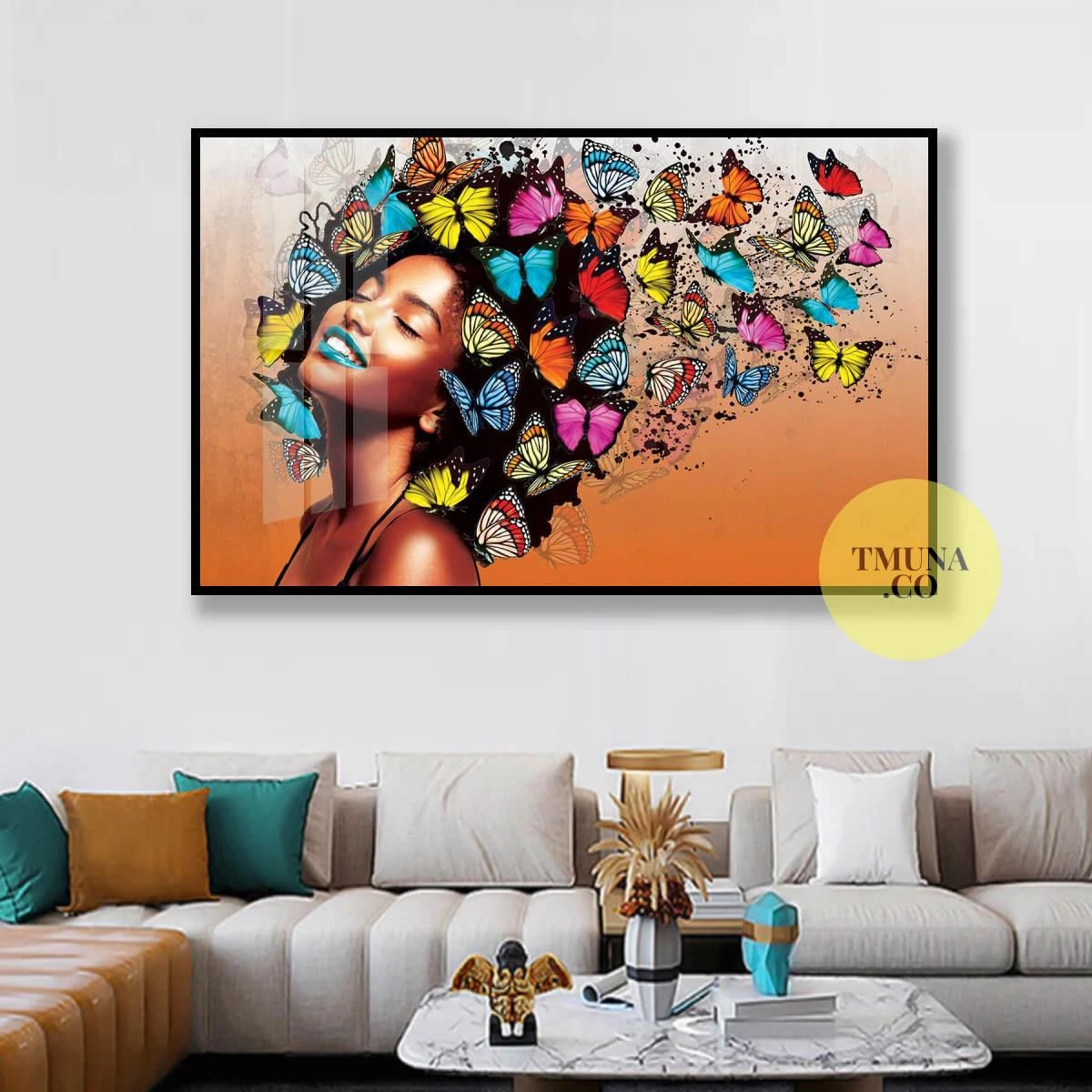 אליסיה - הדפס של אפריקאית עם פרפרים צבעוניים על קנבס או זכוכית לסלון או לחדר שינה דגם 134937