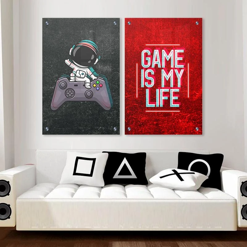תמונה לחדר שינה גיימרים GAME IS MY LIFE בגודל 40X60*2 ס"מ, 70X100*2 ס"מ  עיצוב בנושא גיימינג, משפטים מגיע בקנבס מתוח על מסגרת עץ, זכוכית ומנטים כסופים - דגם 135314