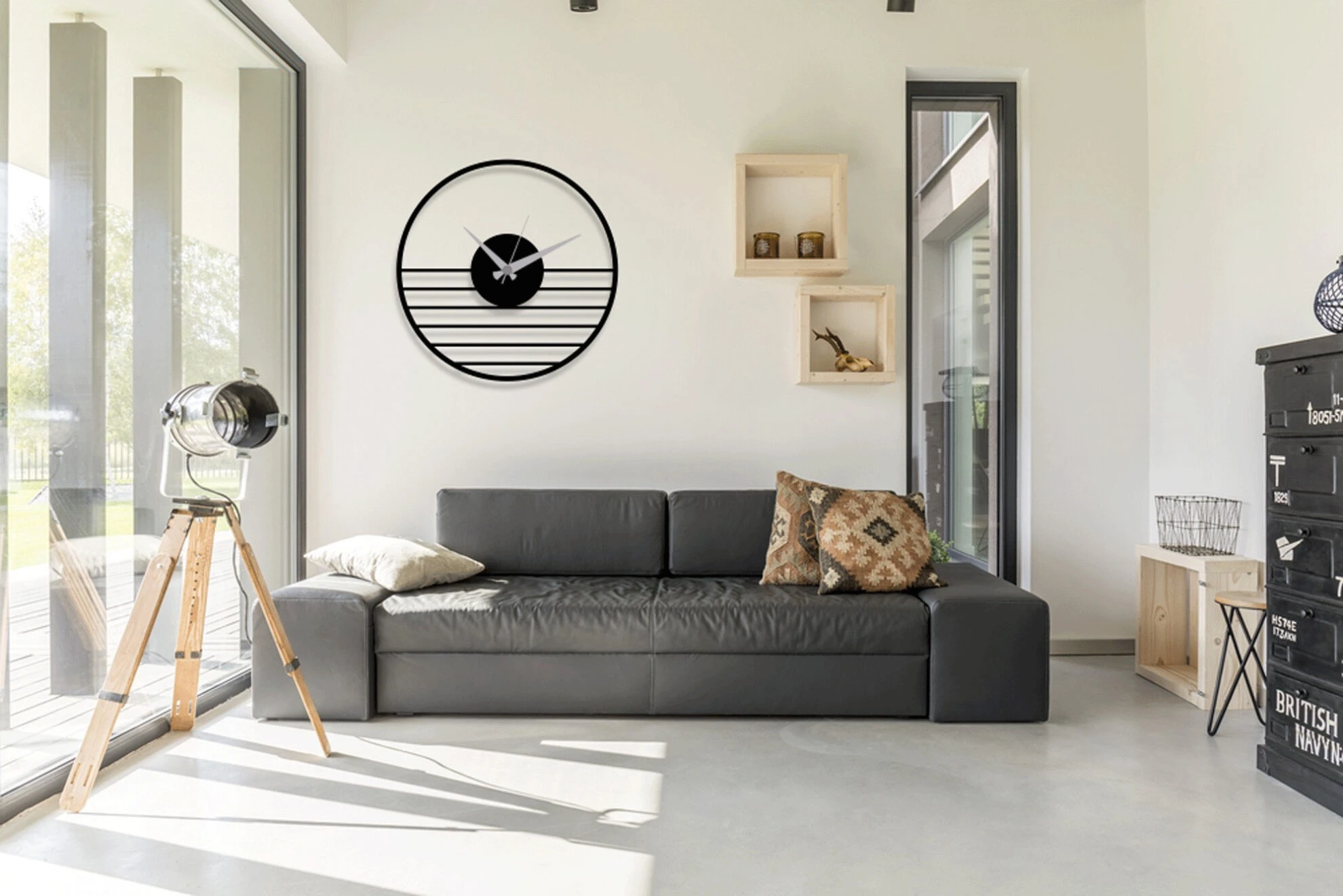 שעון קיר מתכת שעון עיגול Line Art דגם DS062454