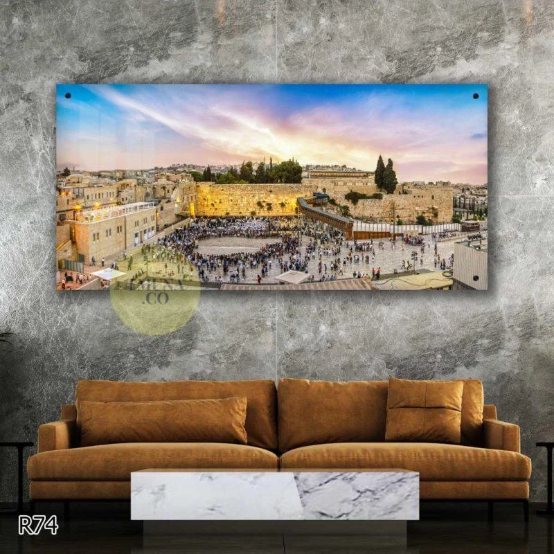 בוקר בכותל המערבי - תמונה של ירושלים יוקרתית על זכוכית למשרד או לבית דגם R74