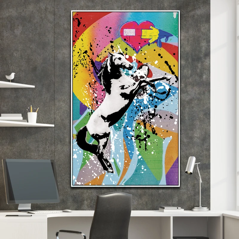 הסוס החשמלי - הדפס גרפיטי ייחודי על קנבס או זכוכית למשרד או חדר שינה דגם 134894