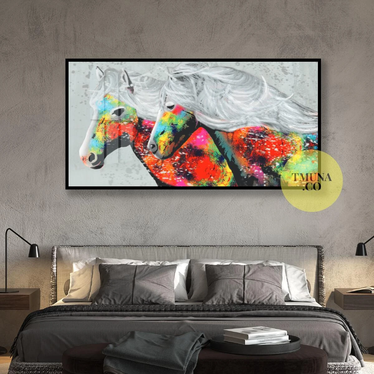 תמונה צבעונית על זכוכית של מרוץ סוסים דוהרים  לסלון לחדר שינה דגם 134897