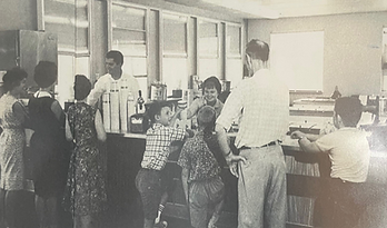 Bliss Dairy Ice Cream Parlor Window Service 1961.png