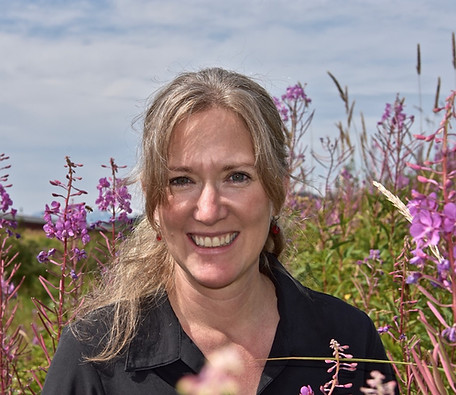 Julie Anderson.jpg