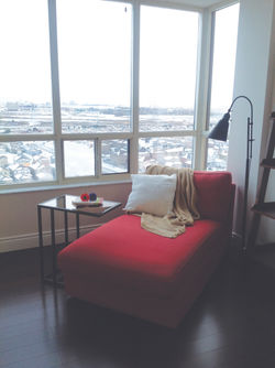 Staging/ Daybed