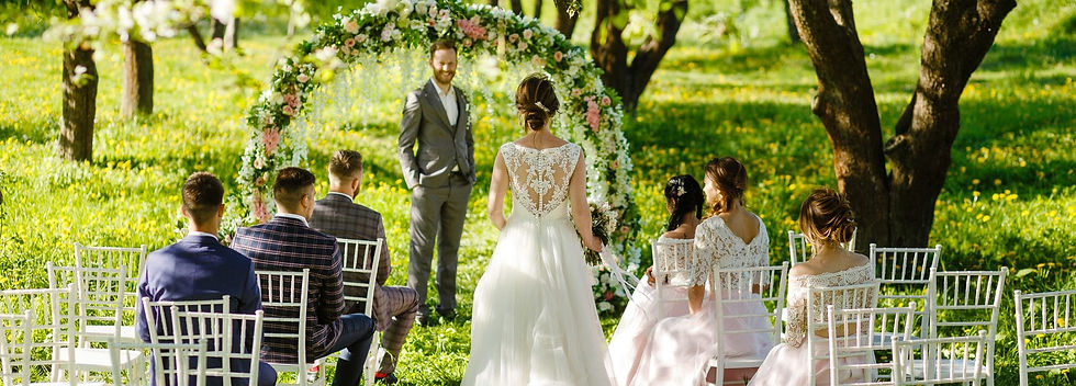 Small-wedding-2048x1365-1.jpeg