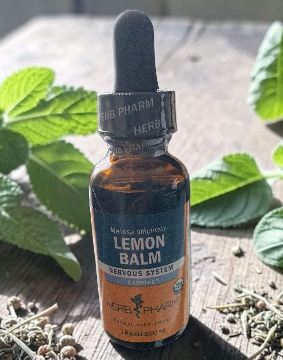 Lemon balm bottle front label