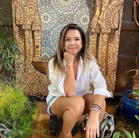 Lina Montes.jpg