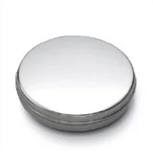 日本製 上代単価190円
155896 ロット100
インクジェット印刷対応
シルク印刷対応
外寸:直径67✖️高さ17mm(満水量約50ml)
素材:ブリキ(ET)
蓋:被蓋式