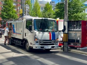 日本の自動販売機とこれからの動く！？自動販売機
