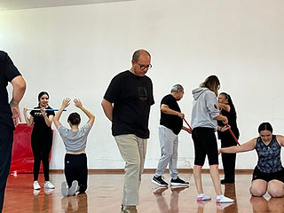 Fortalece la compañía ABONI su presencia escénica con taller de Raúl Valles