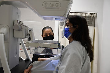 Estado brinda más de 2 mil sesiones de radioterapia a pacientes con cáncer de mama