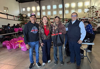 Entrega alcalde más de 2 mil cenas navideñas