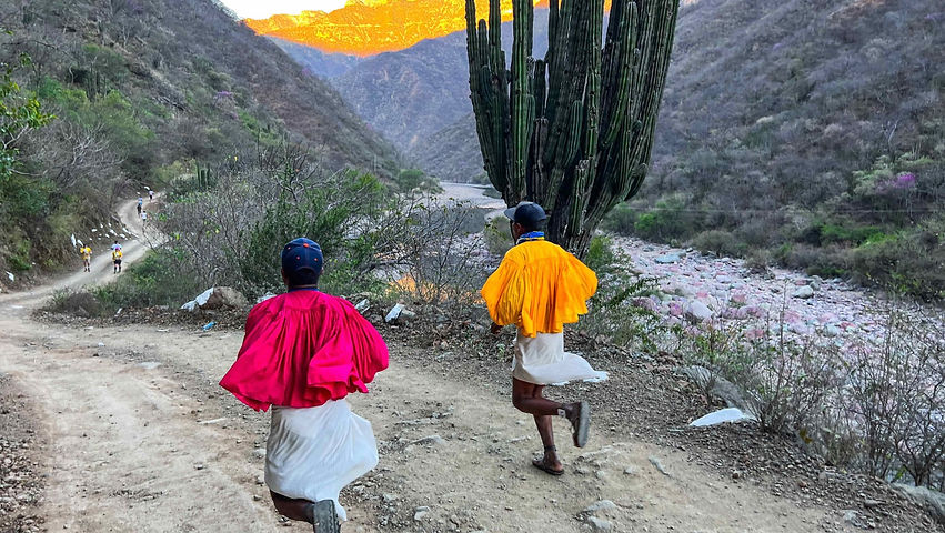 Más de mil 500 atletas participarán en el Ultra Trail Mont Blanc en la Sierra Tarahumara