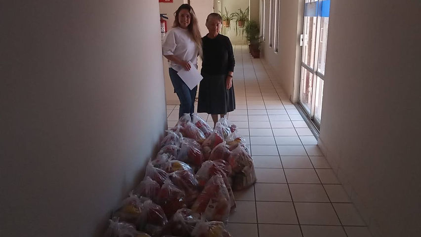 entrega gobierno municipal despensas al asilo san vicente