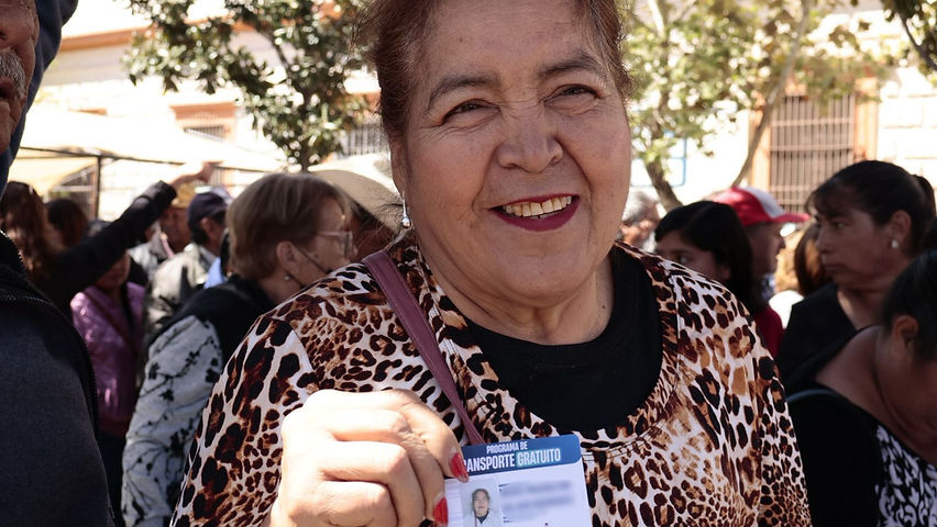 arranca la entrega de boletos y credenciales del programa de transporte gratuito