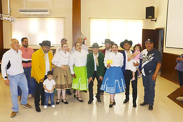 Un merecido segundo lugar logró el grupo de danza de docentes de Guadalupe y Calvo