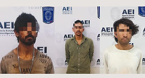Detienen a tres hombres en posesión de cristal y cocaína en Parral