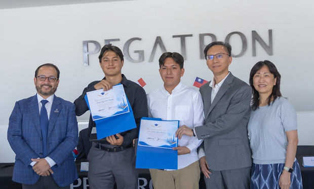 De Chihuahua a Taiwán: Dos jóvenes se formarán en Ingeniería Industrial