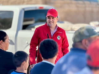 Memo Ramírez recorre colonias y comunidades del Distrito 21 con entrega de apoyos