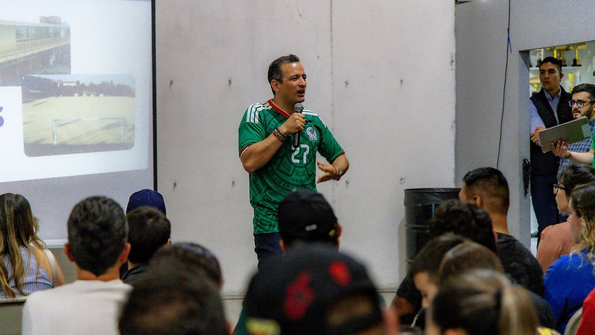 Impulsemos juntos el deporte: Marco Bonilla se reúne con cientos de deportistas de Cuauhtémoc