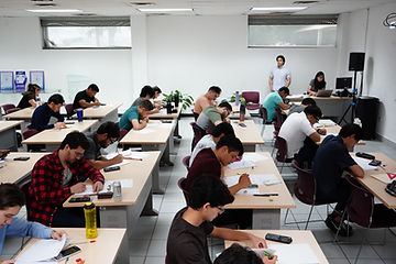 Más de 100 aspirantes presentan examen para especializarse en Taiwán en Inteligencia Artificial y Automatización