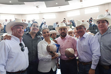 Presenta Maru Campos nuevo protocolo para combatir el Gusano Barrenador de Ganado