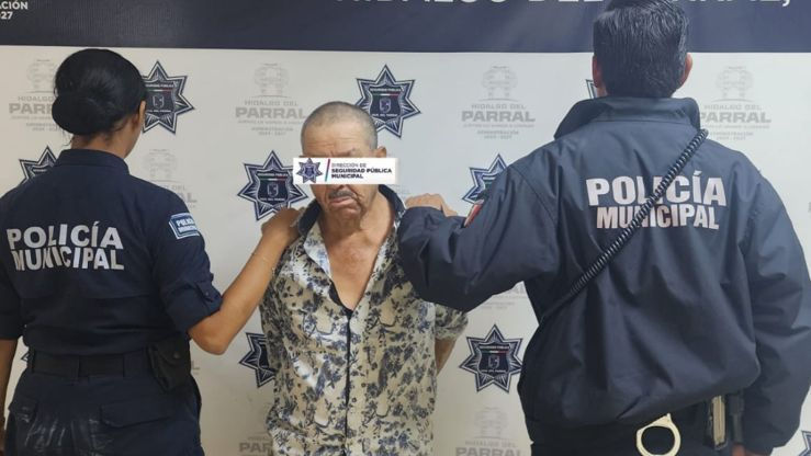 detenido por intentar golpear a su pareja