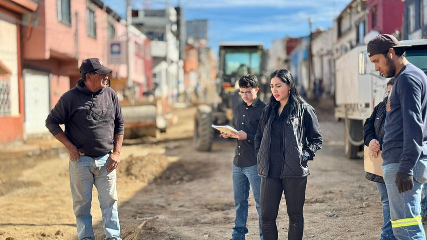 inspecciona dalila villalobos avance de obra en la calle segunda del rayo