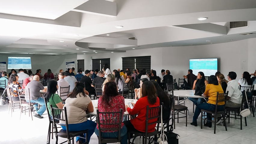 Ichisam capacita a personal de salud en atención mental integral