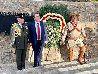 Autoridades conmemoran el CXV aniversario de la Revolución Mexicana