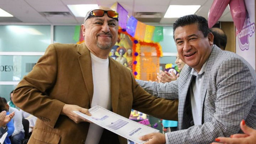 Entrega Estado 221 escrituras a beneficiarios de 15 municipios del estado