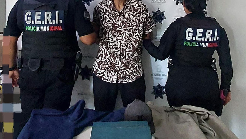 fue arrestado por robar dinero de un negocio en el boulevard ortiz mena