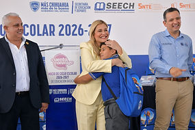Encabeza Maru Campos el arranque oficial del ciclo escolar 2026-2027