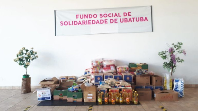 Secretaria de Esportes entrega mais de uma tonelada de alimentos para o Fundo Social de Ubatuba