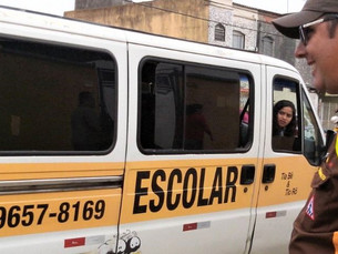 Prefeitura de Caraguá alerta usuários do transporte escolar para cuidados antes da contratação do se