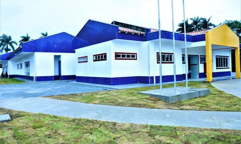 Unidade educacional de Ubatuba recebe o nome de Tia Helô - Foto: Divulgação/PMU