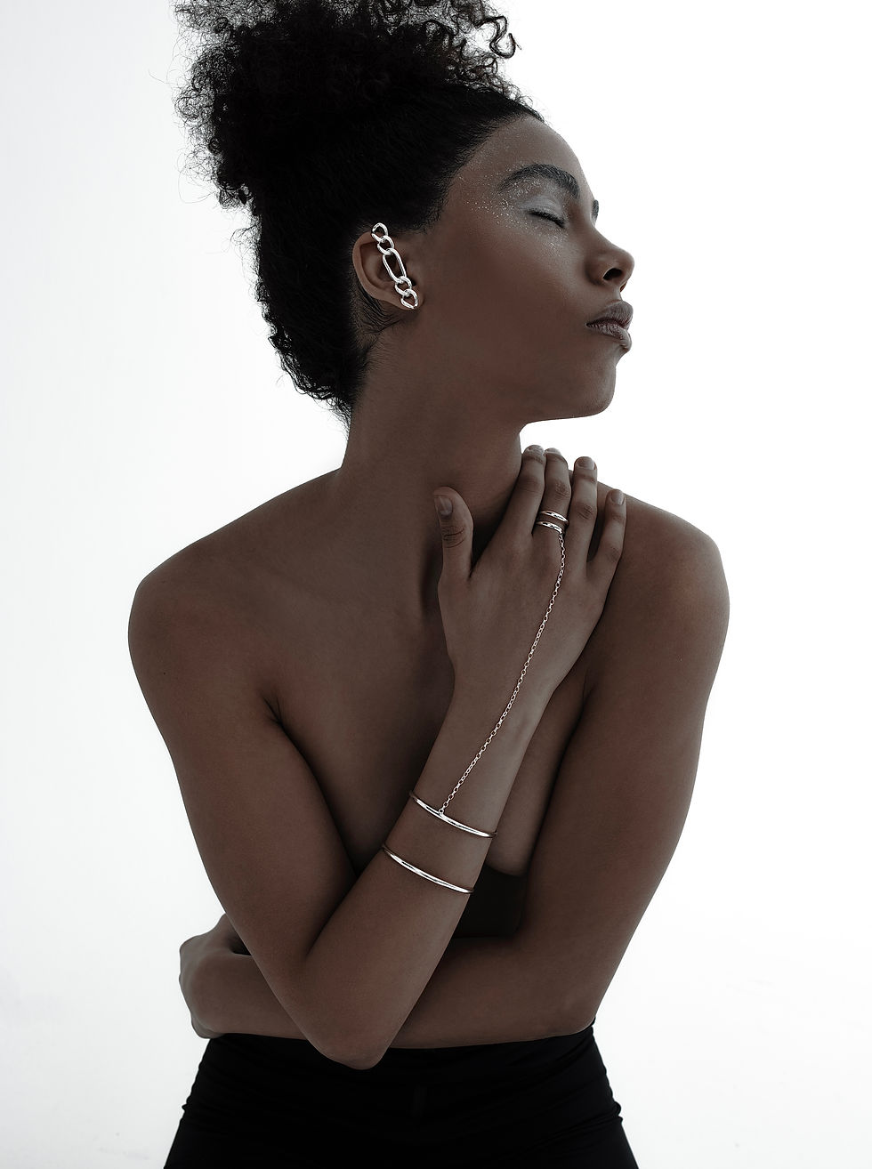 Thumbnail: Bracelet & ring