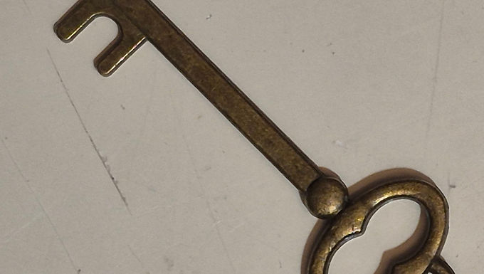 Traditional Asatru Wife's Key Pendant