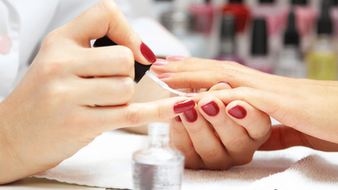 Manicure
Morgan Taylor