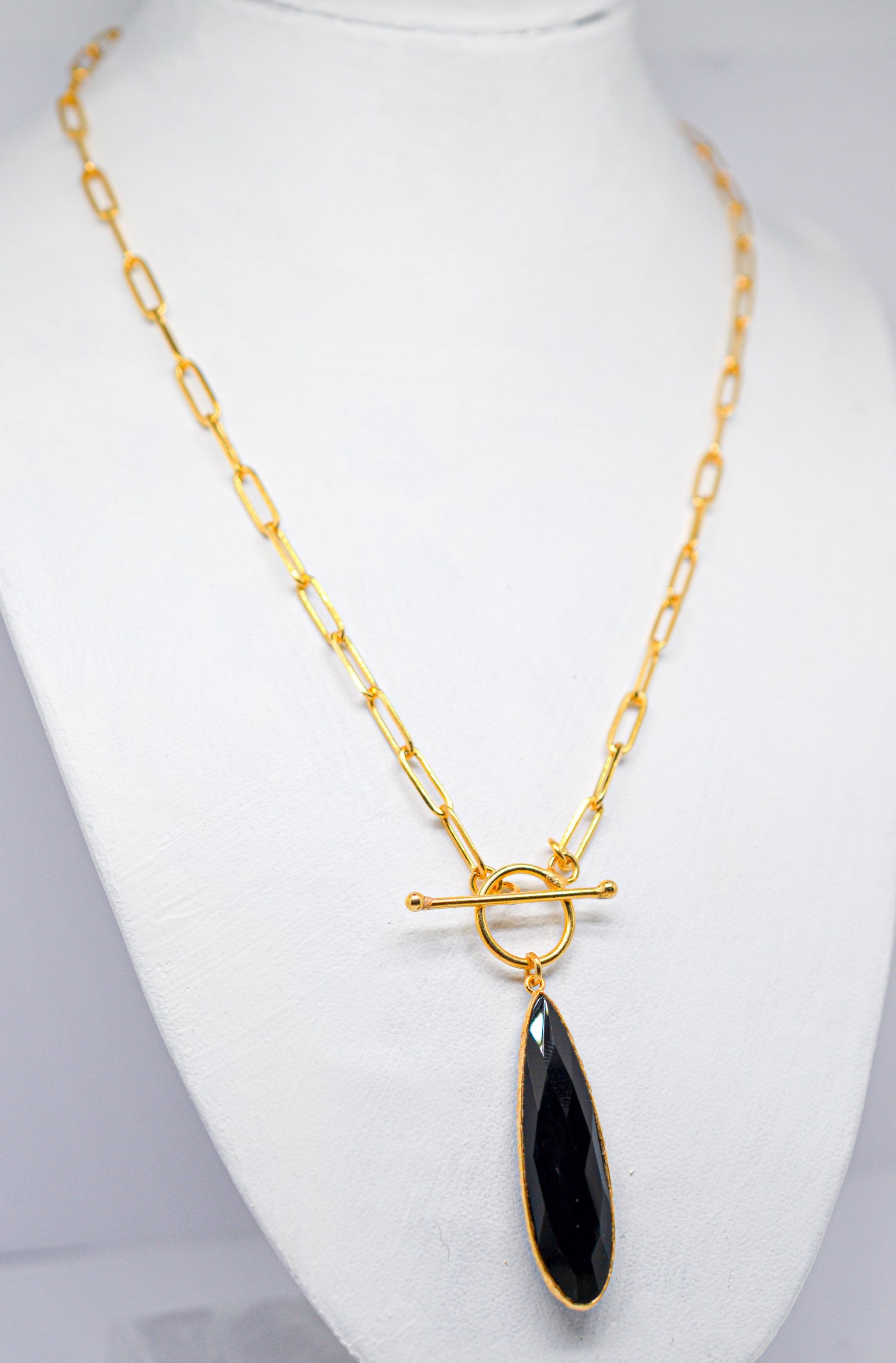 Chaîne plaqué or et quartz fumé créateur 