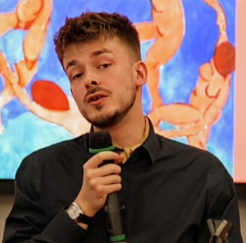 Dissociation, hallucinations et mutilations