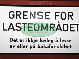 Jernbaneskilt "GRENSE FOR......"