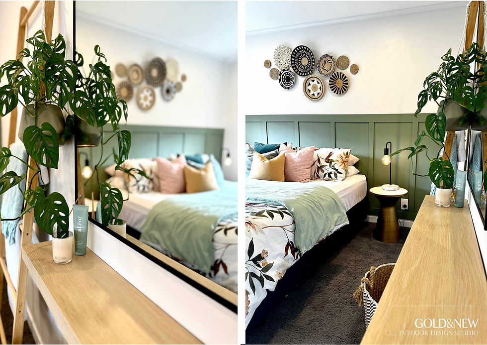 Wall-basket arrangement in a bedroom design by Studio Gold & New.