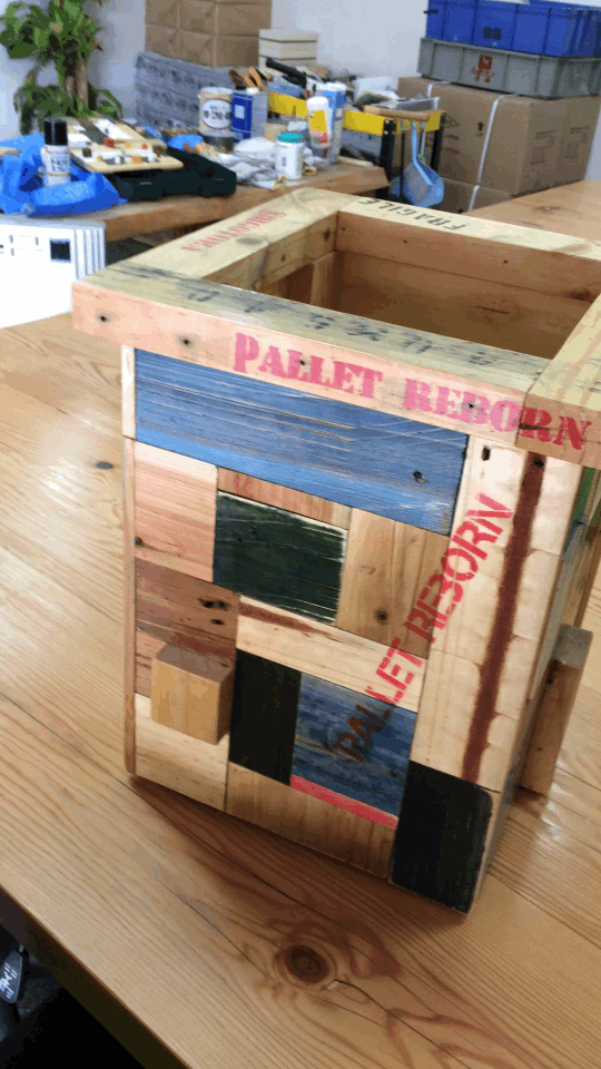 Pallet Planter Box