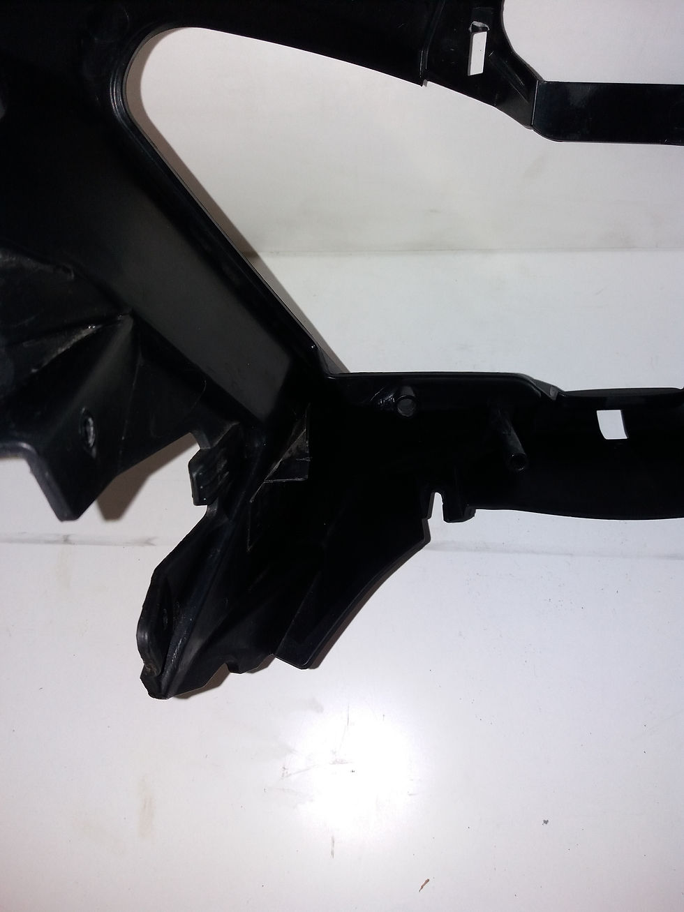 Thumbnail: Moto Guzzi Cornice faro ant. Stelvio  (86-C)