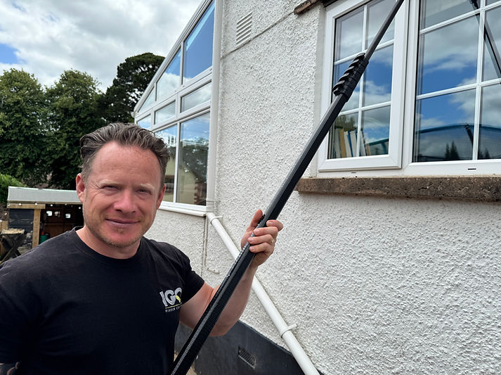 Window cleaner in Crediton