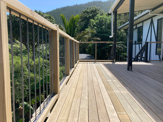 Cissy Bay, Pelorus Sounds | Deck alteration 
